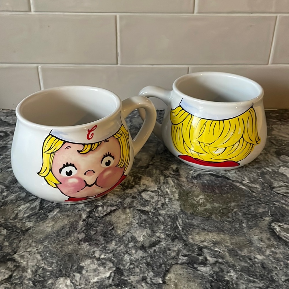 Campbell’s Soup Mugs, Set of 2, Vintage / Retro, Great Condition!